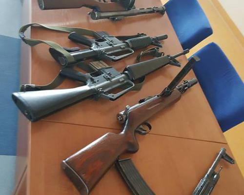 Prezentacja broni strzeleckiej ze zbiorów Muzeum Wojsk Lądowych
