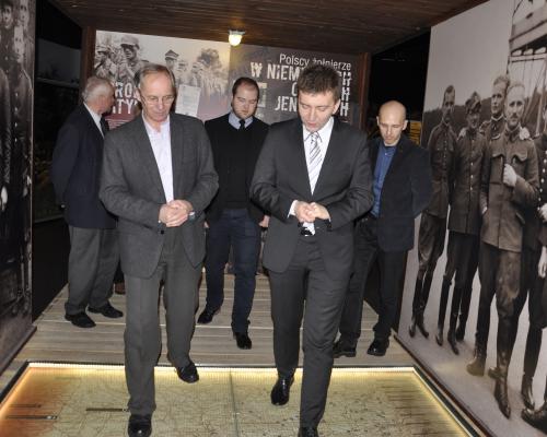 Wizyta Posła Łukasza Schreibera w Muzeum Wojsk Lądowych